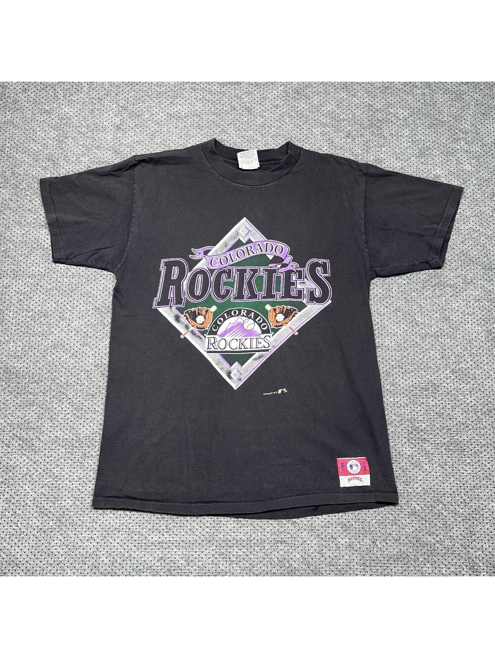 Vintage 90S Nutmeg Colorado Rockies T-Shirt Large Major League Baseball RARE MEN